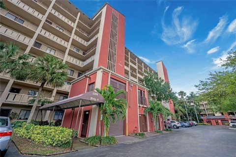 Copropriété à vendre à Pompano Beach, Floride: 2 chambres, 129.97 m2 № 2084944 - photo 28
