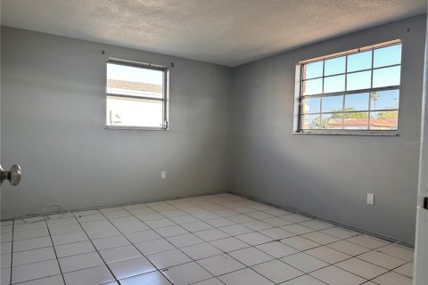 Villa ou maison à louer à Holiday, Floride: 2 chambres, 91.04 m2 № 2103642 - photo 6