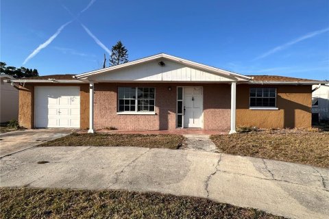 Villa ou maison à louer à Holiday, Floride: 2 chambres, 91.04 m2 № 2103642 - photo 22