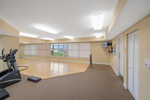 Condominio en venta en New Port Richey, Florida, 2 dormitorios, 119.57 m2 № 2136104 - foto 28