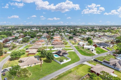 Casa en alquiler en Port St. Lucie, Florida, 3 dormitorios, 139.26 m2 № 2059557 - foto 10