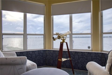 Casa en alquiler en Saint Petersburg, Florida, 3 dormitorios, 272.02 m2 № 2225249 - foto 16