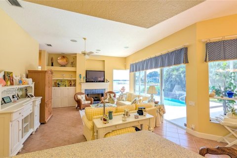 Casa en alquiler en Saint Petersburg, Florida, 3 dormitorios, 272.02 m2 № 2225249 - foto 11