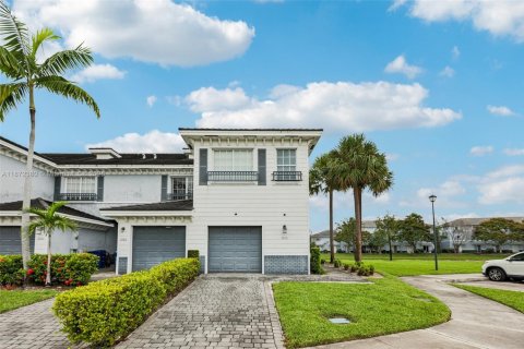 Townhouse in Lauderhill, Florida 3 bedrooms, 126.35 sq.m. № 1929210 - photo 6