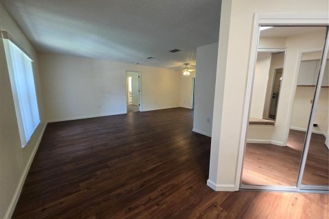 Villa ou maison à louer à Palm Harbor, Floride: 3 chambres, 178.74 m2 № 1869359 - photo 17