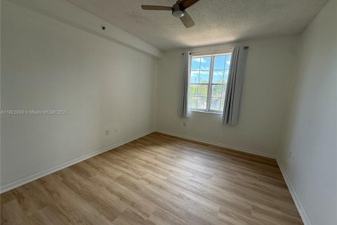 Condo in West Palm Beach, Florida, 2 bedrooms  № 1701028 - photo 30