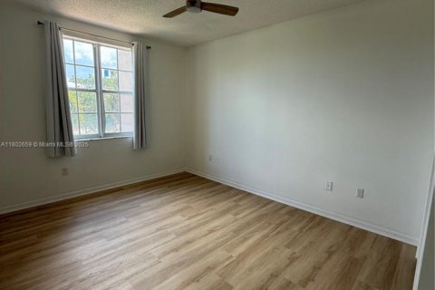 Condo in West Palm Beach, Florida, 2 bedrooms  № 1701028 - photo 29