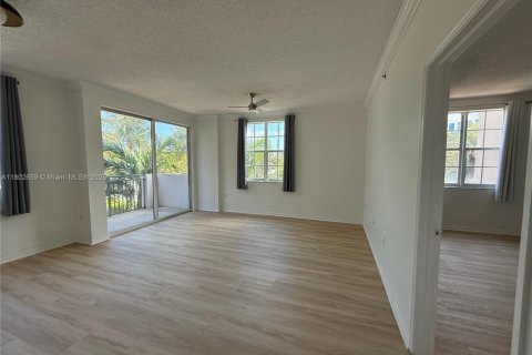 Condo in West Palm Beach, Florida, 2 bedrooms  № 1701028 - photo 18