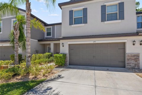 Adosado en Lutz, Florida 4 dormitorios, 229.1 m2 № 2110644