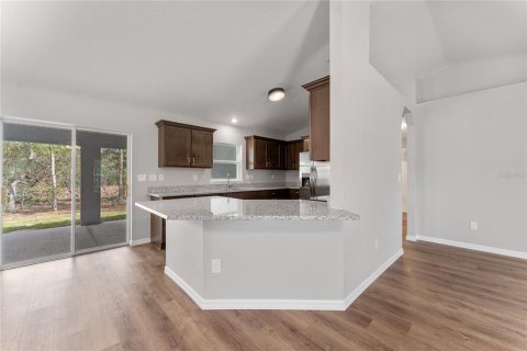 Casa en alquiler en Citrus Springs, Florida, 3 dormitorios, 167.5 m2 № 1905623 - foto 10