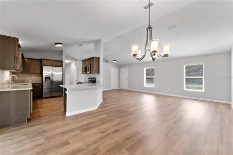 Casa en alquiler en Citrus Springs, Florida, 3 dormitorios, 167.5 m2 № 1905623 - foto 16