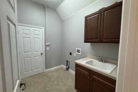 Villa ou maison à louer à Davenport, Floride: 5 chambres, 319.4 m2 № 2091487 - photo 25