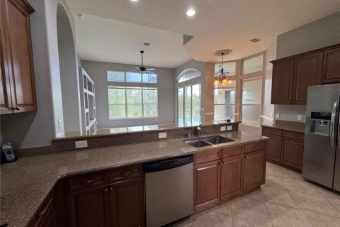 Villa ou maison à louer à Davenport, Floride: 5 chambres, 319.4 m2 № 2091487 - photo 16