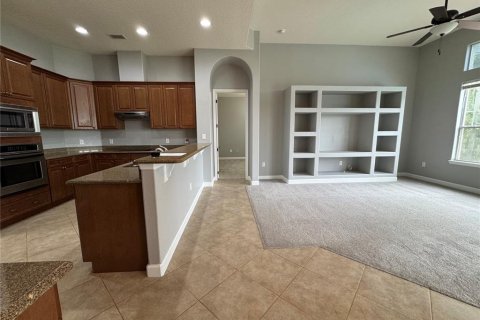 Villa ou maison à louer à Davenport, Floride: 5 chambres, 319.4 m2 № 2091487 - photo 18