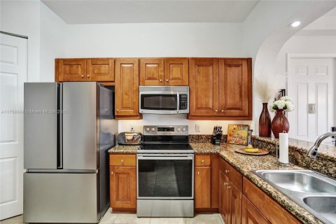 Condominio en venta en Pompano Beach, Florida, 3 dormitorios, 158.58 m2 № 1705601 - foto 10