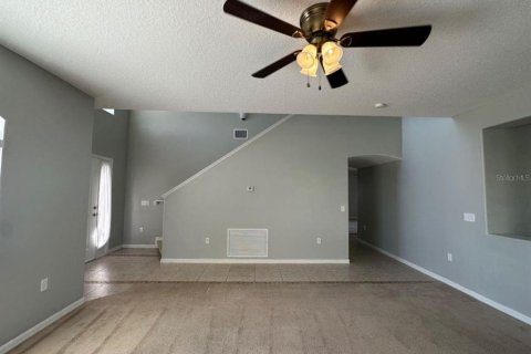 Casa en alquiler en Poinciana, Florida, 4 dormitorios, 259.2 m2 № 1816227 - foto 4