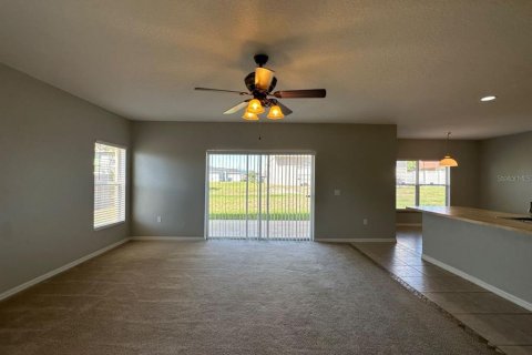 Casa en alquiler en Poinciana, Florida, 4 dormitorios, 259.2 m2 № 1816227 - foto 3