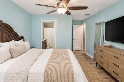 Townhouse in Brandon, Florida 2 bedrooms, 105.91 sq.m. № 2408527 - photo 9