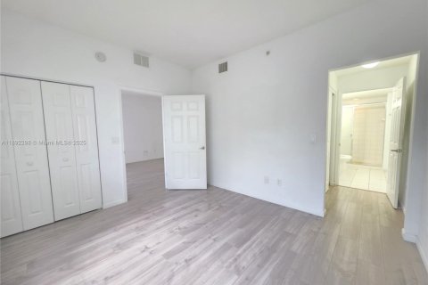 Condominio en alquiler en Riviera Beach, Florida, 2 dormitorios, 77.76 m2 № 1943992 - foto 8