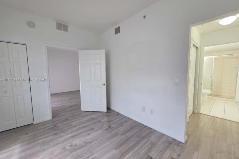 Condominio en alquiler en Riviera Beach, Florida, 2 dormitorios, 77.76 m2 № 1943992 - foto 20