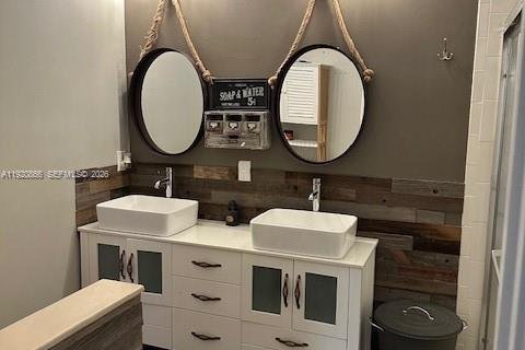 Casa en venta en Pembroke Pines, Florida, 4 dormitorios, 275.46 m2 № 1974885 - foto 11