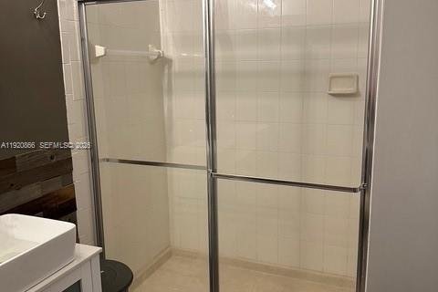 Casa en venta en Pembroke Pines, Florida, 4 dormitorios, 275.46 m2 № 1974885 - foto 12