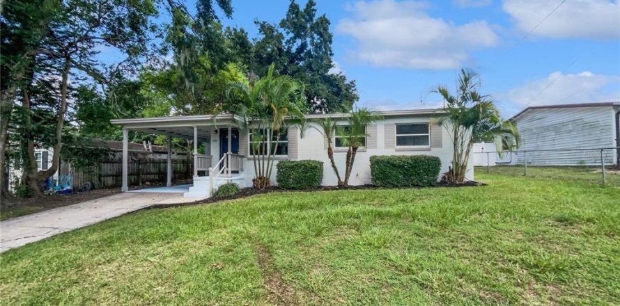 House in Apopka, Florida 3 bedrooms, 93.83 sq.m. № 1915270