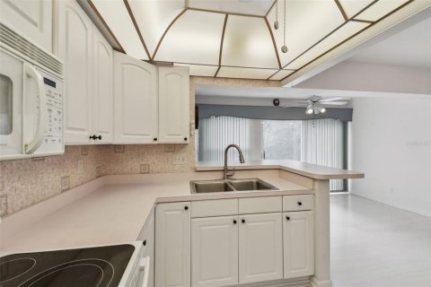 Villa ou maison à vendre à Seminole, Floride: 2 chambres, 111.48 m2 № 1800325 - photo 11
