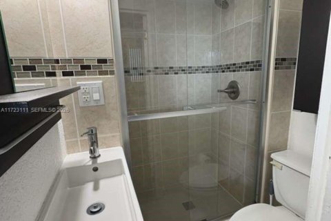Снять в аренду кондоминиум в Холливуд, Флорида 1 спальня, 84.08м2, № 2079521 - фото 22