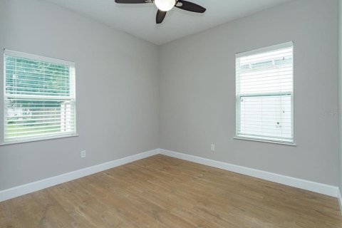 Casa en venta en Winter Park, Florida, 4 dormitorios, 189.15 m2 № 1898530 - foto 15