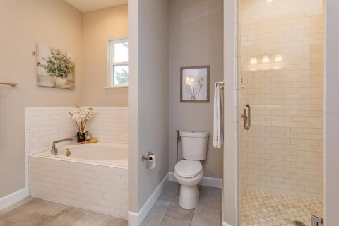 Casa en venta en Winter Park, Florida, 4 dormitorios, 189.15 m2 № 1898530 - foto 11
