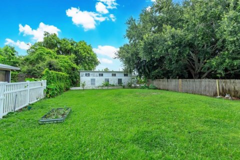 Casa en venta en Winter Park, Florida, 4 dormitorios, 189.15 m2 № 1898530 - foto 19