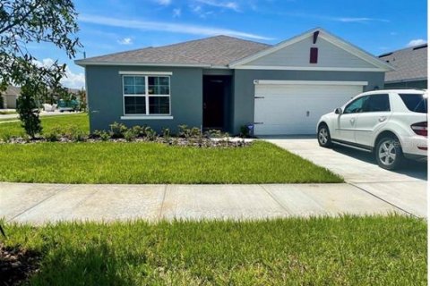 House in Haines City, Florida 4 bedrooms, 173.45 sq.m. № 1721723 - photo 2