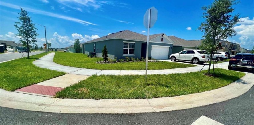Casa en Haines City, Florida 4 dormitorios, 173.45 m2 № 1721723