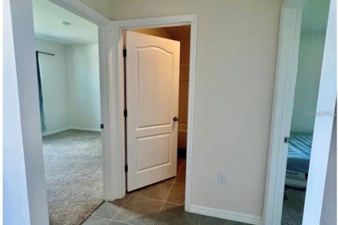 House in Haines City, Florida 4 bedrooms, 173.45 sq.m. № 1721723 - photo 7