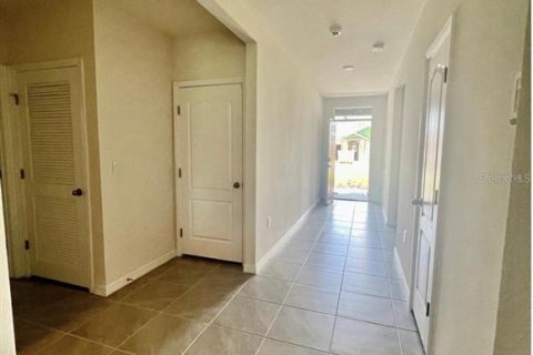 House in Haines City, Florida 4 bedrooms, 173.45 sq.m. № 1721723 - photo 6