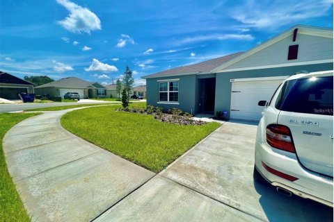 Villa ou maison à louer à Haines City, Floride: 4 chambres, 173.45 m2 № 1721723 - photo 3