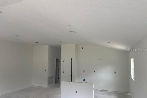 House in Dunnellon, Florida 3 bedrooms, 159.79 sq.m. № 2203849 - photo 5