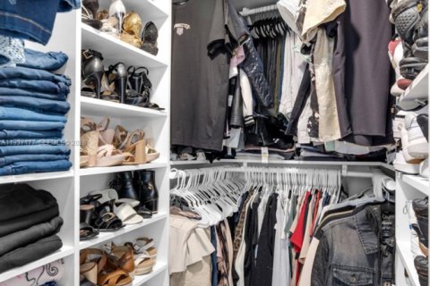 Casa en venta en Miami, Florida, 3 dormitorios, 135.92 m2 № 1995023 - foto 21