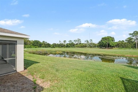 House in San Antonio, Florida 3 bedrooms, 162.11 sq.m. № 2391677 - photo 8