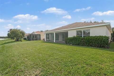 House in San Antonio, Florida 3 bedrooms, 162.11 sq.m. № 2391677 - photo 9