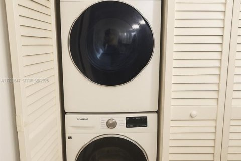 Copropriété à vendre à Miami, Floride: 2 chambres, 83.24 m2 № 1987105 - photo 8