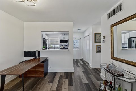 Купить кондоминиум в Помпано-Бич, Флорида 5 комнат, 55.74м2, № 2191205 - фото 5
