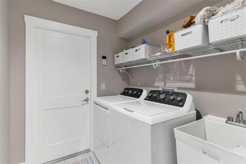 Casa en venta en Lady Lake, Florida, 3 dormitorios, 170.2 m2 № 2237313 - foto 30