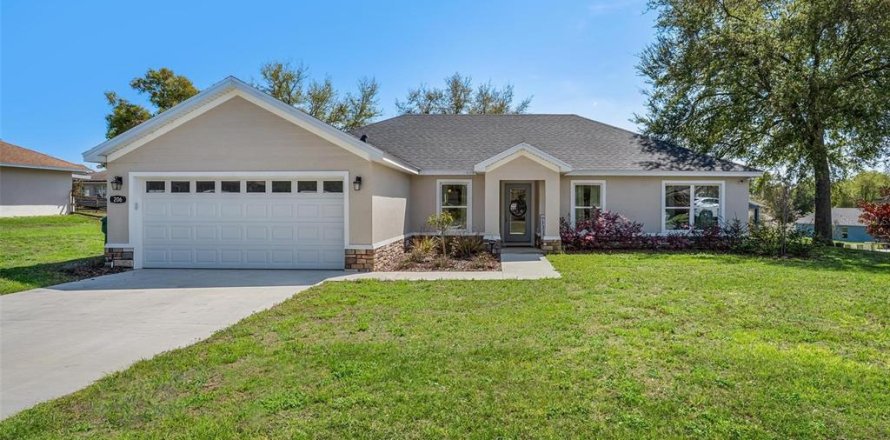 Casa en Lady Lake, Florida 3 dormitorios, 170.2 m2 № 2237313
