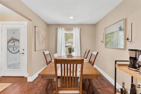 Casa en venta en Lady Lake, Florida, 3 dormitorios, 170.2 m2 № 2237313 - foto 8