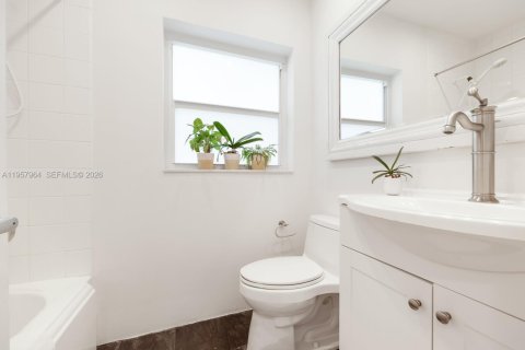 Купить виллу или дом в Майами, Флорида 4 спальни, 209.87м2, № 2019787 - фото 21