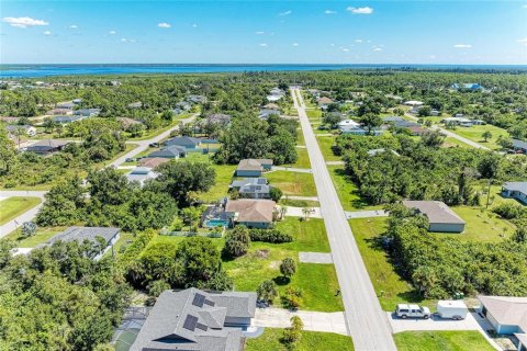 Villa ou maison à vendre à Port Charlotte, Floride: 3 chambres, 139.35 m2 № 2390735 - photo 12