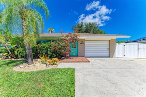 Villa ou maison à vendre à Port Charlotte, Floride: 3 chambres, 139.35 m2 № 2390735 - photo 16