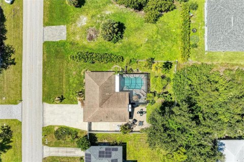 Villa ou maison à vendre à Port Charlotte, Floride: 3 chambres, 139.35 m2 № 2390735 - photo 6